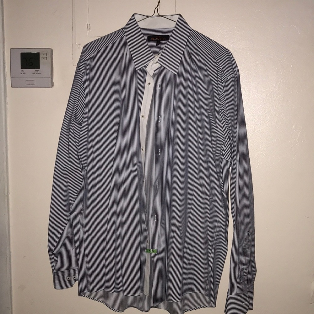 The original Ben Sherman male XL dress shirt